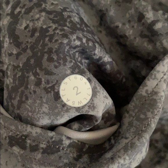 Rare Print! Lululemon Fast & Free 7/8 Area Ice - Picture 4 of 4